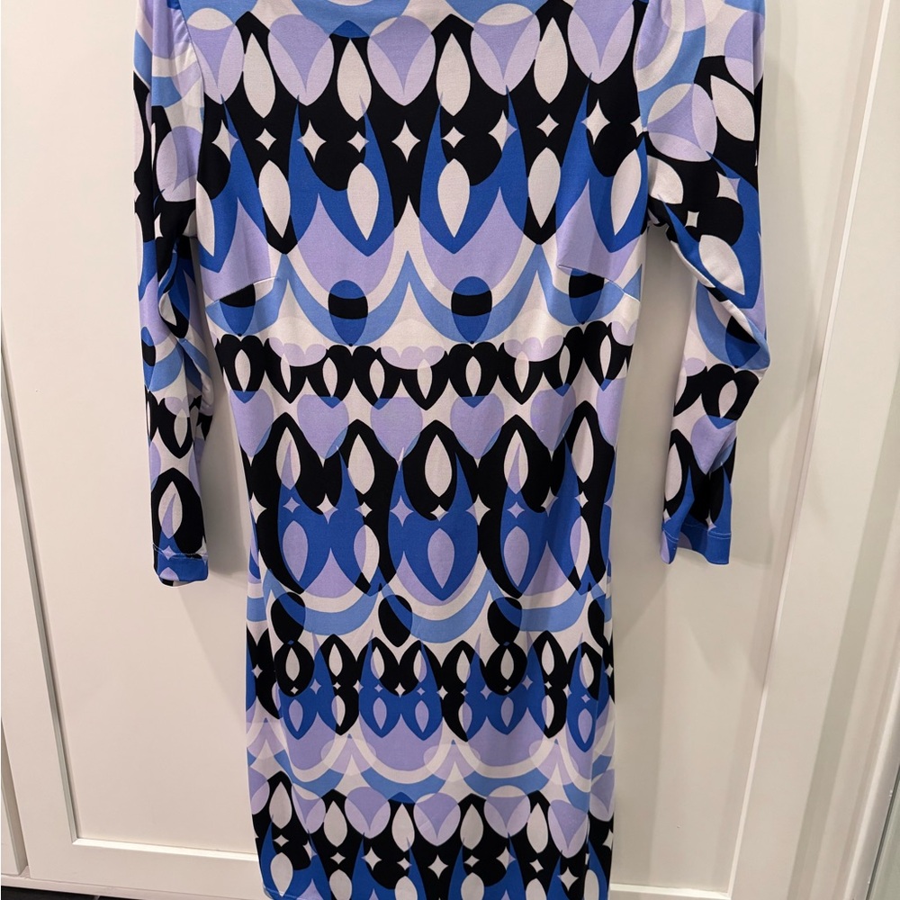 Elegant Blue and Black Patterned Dress